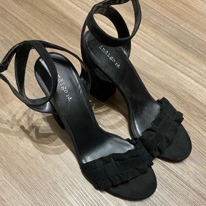 Women’s black heels